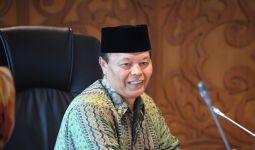 Hidayat Nur Wahid Menolak Keaktifan Ibu-ibu ke Pengajian Disebut Penyebab Tingginya Stunting - JPNN.com