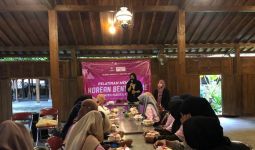 Srikandi Ganjar DIY Adakan Pelatihan Membuat Kue Bareng Perempuan Milenial - JPNN.com