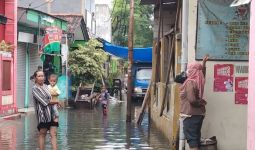 Banjir di Jakarta, 274 Warga Mengungsi - JPNN.com