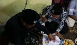 Kiai Muda Jatim Dukung Ganjar Gelar Lomba Mewarnai Ibu dan Anak - JPNN.com