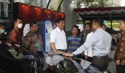 Kinto Dukung Kemenko Marves Pakai Mobil Listrik Ramah Lingkungan - JPNN.com