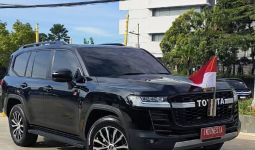 Bukan Naik Sedan Mewah, Jokowi Pilih Tunggangi Mobil Gagah Ini, Spesifikasinya Ngeri, Bro - JPNN.com