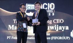 CEO FIFGROUP Sabet Penghargaan The Most Inspiring CEO versi iCIO Community - JPNN.com