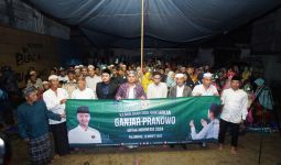 Saga dan Ribuan Warga di Kota Palembang Gelar Doa Bersama untuk Ganjar Pranowo - JPNN.com