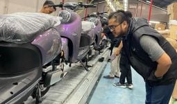Dealer Motor Listrik Tak Mau Bersaing dengan PLN - JPNN.com