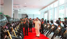 Membekali 2.000 Babinsa di Samarinda, Menhan Prabowo Singgung Sishankamrata - JPNN.com