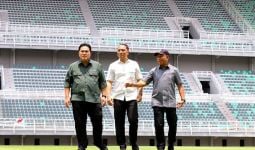 GBT Surabaya Salah Satu Stadion Terbaik di Indonesia, Erick Thohir Sampai Terharu - JPNN.com