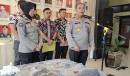 Pengakuan Perampok Bersenpi Sasar Bank di Lampung - JPNN.com