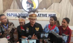 Sandiaga Dukung Kemajuan Anak Muda Papua dan Pembangunan Gedung PYCH - JPNN.com