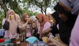 Srikandi Ganjar Sulsel Ciptakan Peluang Usaha dengan Kombucha - JPNN.com