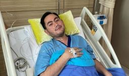 Nassar Dirawat di Rumah Sakit, Muzdalifah Datang Menjenguk - JPNN.com
