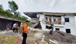 Kabupaten Bogor Mengalami Pergerakan Tanah, Bangunan Vila Hancur - JPNN.com