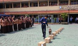 Lewat CGTS, Bea Cukai Edukasi Siswa Hang Tuah 2 Sidoarjo Tentang Seputar Kepabeanan - JPNN.com