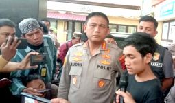 Remaja Yatim Piatu Terobos Konvoi Mobil Presiden Jokowi, Akhirnya Dibina Polisi - JPNN.com