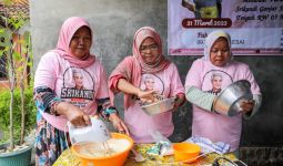 Srikandi Ganjar Gelar Pelatihan Memasak dan Menghias Bolu di Cirebon - JPNN.com
