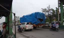 Kendaraan Pengangkut Barang Dilarang Beroperasi di Pekanbaru, Ini Alasannya - JPNN.com