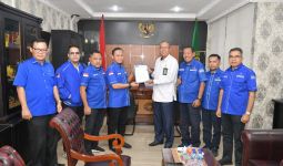 Demokrat Riau Memohon Perlindungan dari Moeldoko - JPNN.com