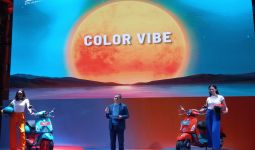 Vespa Meluncurkan Primavera Color Vibe, Warnanya Nyentrik, Sebegini Harganya - JPNN.com