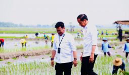 Jokowi Senang Petani Tuban Gunakan Pupuk Organik, Mentan SYL: Saya Siap Memperluasnya - JPNN.com