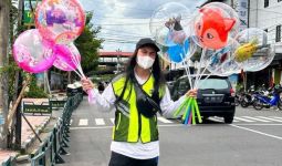 Jualan Balon di Jalanan, Baim Wong: Enggak Ada yang Mengenali - JPNN.com