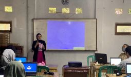 Srikandi Ganjar Adakan Pelatihan Grafis Bareng Milenial di Desa Hambalang - JPNN.com