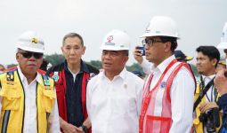Tinjau Tol Cisumdawu, Menko PMK Optimistis Urai Kemacetan Mudik Jabar - JPNN.com