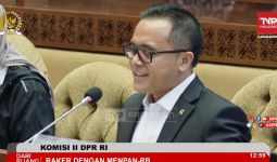 Menteri Anas Siap Membahas Revisi UU ASN, DPR Minta Surat Penghapusan Honorer Dicabut  - JPNN.com