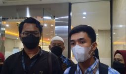 Kartini Tidak Ikhlas Putrinya Meninggal dalam Tragedi Kanjuruhan - JPNN.com