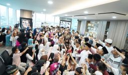 300 Anak Panti Asuhan Semringah Diajak Berkeliling di Kantor PNM - JPNN.com