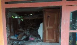 1 Warga Blitar Meninggal Dunia Tertimpa Rumah yang Roboh Akibat Longsor - JPNN.com