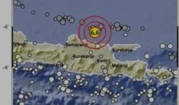 Warga Lombok Diguncang Gempa Bumi Menjelang Buka Puasa - JPNN.com