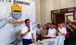 Seusai Wali Kota Bandung Ditangkap KPK, Sekda Kumpulkan Kadis hingga Camat untuk Rapat Darurat - JPNN.com
