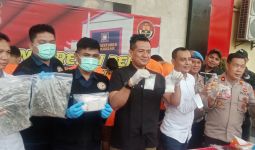 Polrestabes Makassar Bekuk 8 Bandar Narkoba, Sita Barbuk Sebegini - JPNN.com