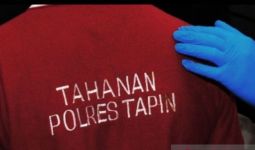 Plafon Rutan Polres Tapin Jebol, Enam Tahanan Kabur saat Petugas Jaga Lengah - JPNN.com