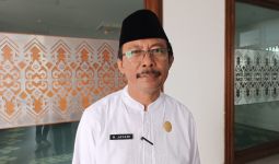 Dispar Lombok Tengah Minta Tindak Tegas Tukang Parkir Liar di Pantai Kuta Mandalika - JPNN.com