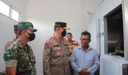 Ikhtiar Kapolda dan Danrem Berikan Dukungan kepada Korban Kapal Terbalik di Inhil - JPNN.com