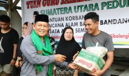 TGS Ganjar Sumut Salurkan Bantuan untuk Korban Banjir Sembahe Deli Serdang - JPNN.com