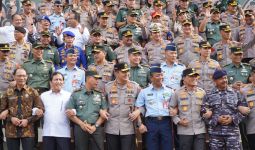 Sinergitas TNI-Polri di Riau Tak Tergoyahkan, Irjen Iqbal: Kami Saudara Kandung - JPNN.com