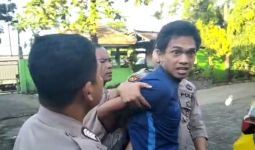 Tusuk Leher Sekuriti, Mantan Pemain PSM Makassar Ini Ditangkap Polisi - JPNN.com