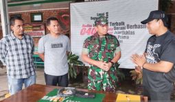 Joko Curiga Menemukan Tas di Belakang Rumah, Anggota TNI Datang, Ternyata Isinya - JPNN.com