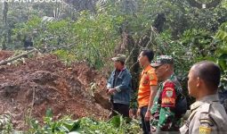 BPBD Kabupaten Bogor: 107 KK Mengungsi Akibat Tanah Longsor - JPNN.com