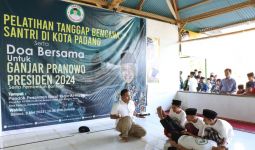 Santri di Padang Dapat Pelatihan Tanggap Bencana dari Sukarelawan Ganjar - JPNN.com