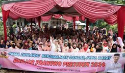 Gelar Silaturahmi & Gema Selawat, Mak Ganjar Perkuat Persaudaraan Antarrelawan di Bogor - JPNN.com