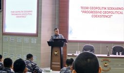 Beri Kuliah Umum di Seskoal, Hasto PDIP Ajak Perwira TNI Berimajinasi - JPNN.com