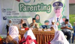 TGS Ganjar Gelar Pelatihan Parenting untuk Mencetak Generasi Berkualitas di Deli Serdang - JPNN.com