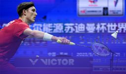 Ah, Baru 5 Menit Viktor Axelsen Sudah Menyerah - JPNN.com