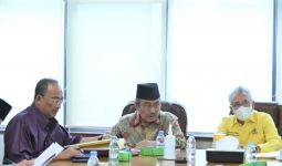Prof Jimly Bicara di FGD Partai Golkar, Soroti Kondisi Hukum di Indonesia Saat ini - JPNN.com