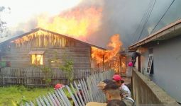 Rumah Warga dan Bangunan Sekolah di Tanjung Selor Terbakar - JPNN.com