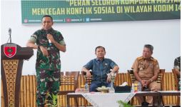 Berdialog dengan Ratusan Tokoh, Waasintel KSAD Tegaskan TNI Tidak Terlibat Politik Praktis - JPNN.com
