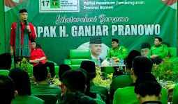 Bu Mega Keluarkan Perintah, Ganjar Ogah Durhaka ke Partai Ka'bah - JPNN.com